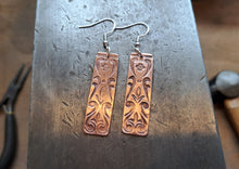 Load image into Gallery viewer, Macclesfield Spoon Textured Earrings