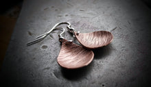 Load image into Gallery viewer, Cross Pein Teardrop Copper Earrings